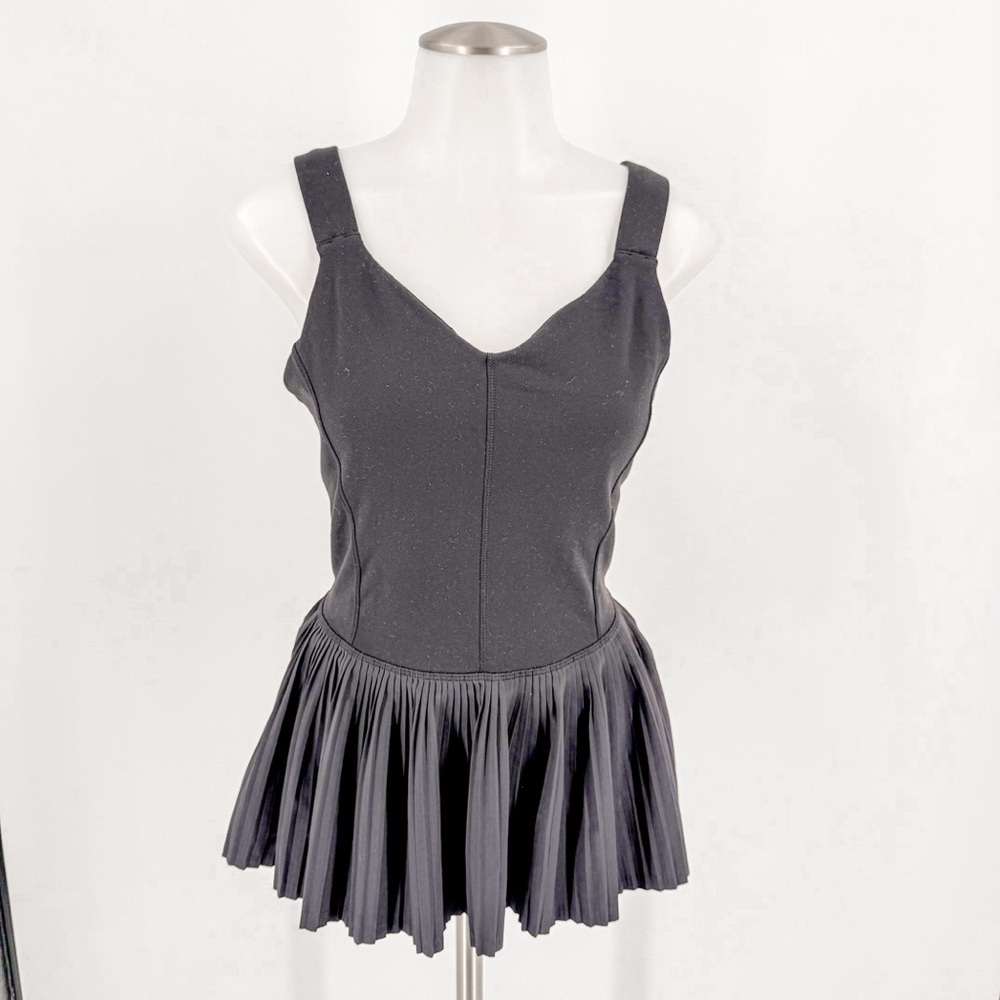 Lululemon Athletic Black Pleated Top
